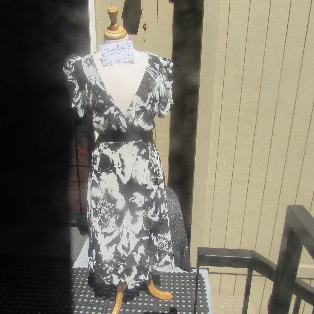 #240  NEW WOMEN'S DARK GREY CHIFFON FLORAL DRESS BY SC  (SIZE 14)